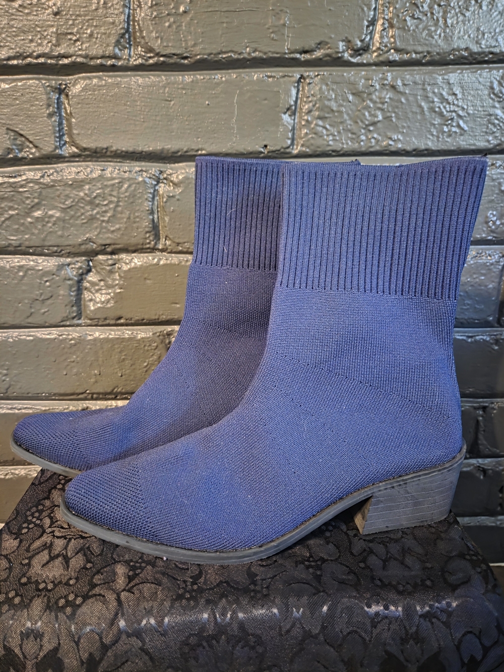 Source Unknown Navy Knit Sock Ankle Boots